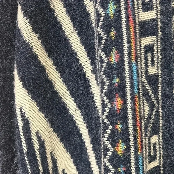 GeeGee Southwestern Aztec Long Sleeve Open Front Mid Length Sweater Cardigan - Picture 8 of 8